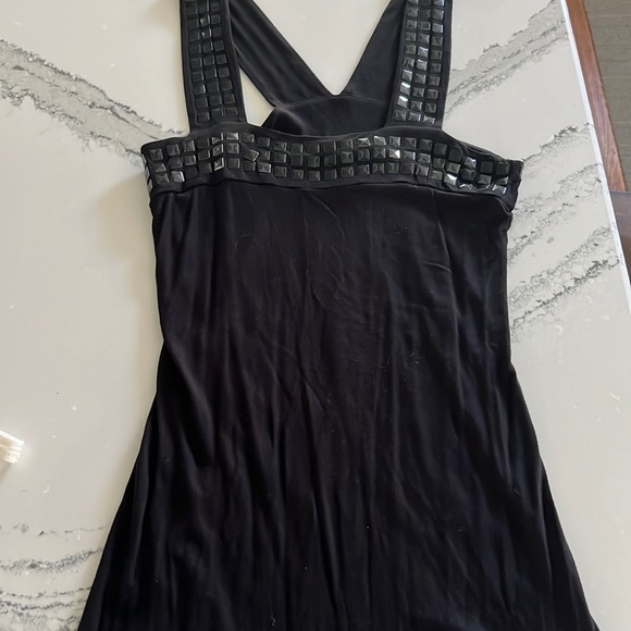 Arden b. And h&m sleeveless shirts! Both have stretch in fabric. Xs - Picture 6 of 6